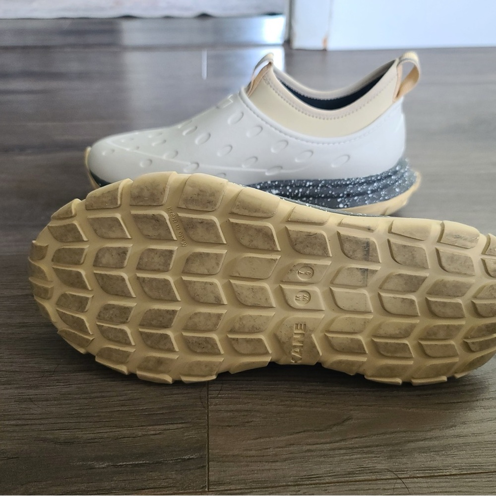 Kane Footwear - Slip-On All Season Athletic Sneakers W9/M7 - Picture 6 of 10